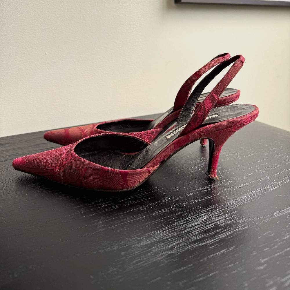 Oscar de la Renta Slingback Heel
